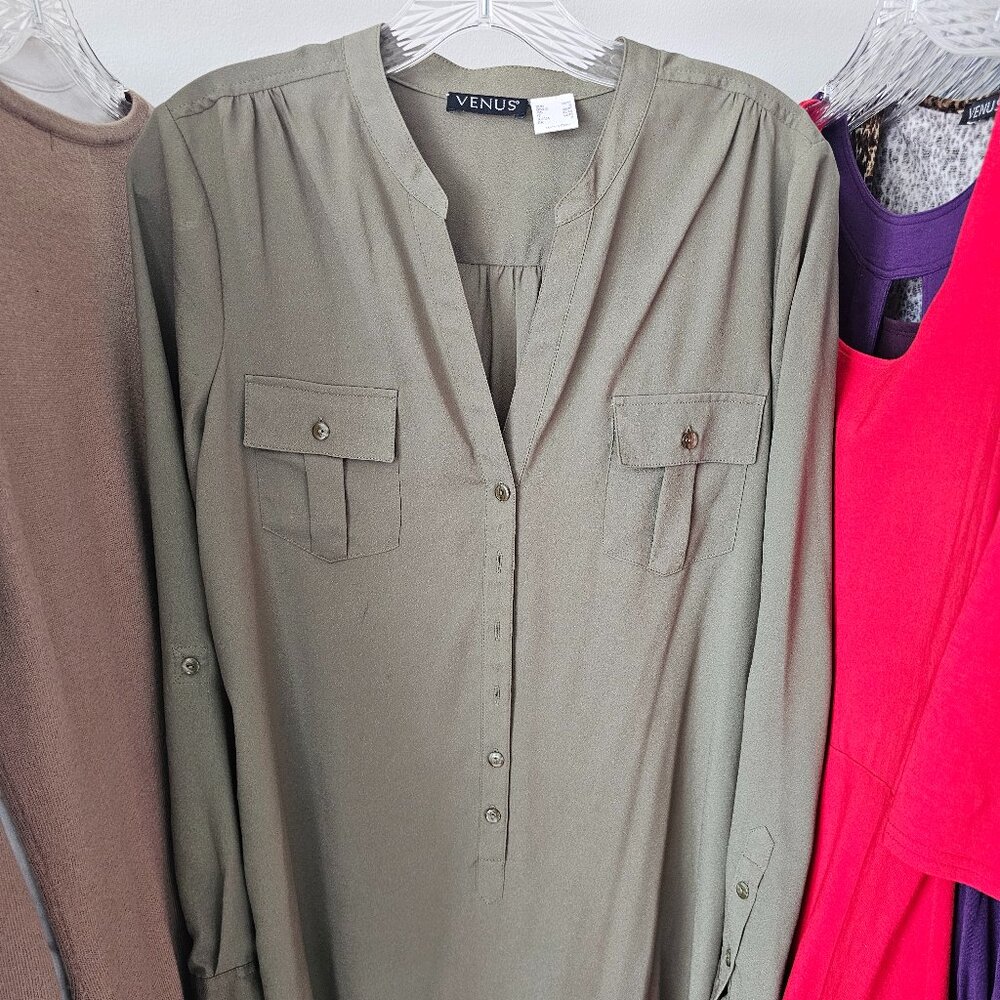 VENUS Army Green Pleated Back Button-Front Shirtdress w/Pockets